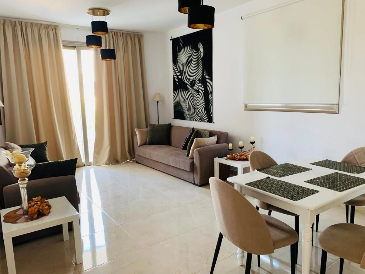 Harmony Seaview Apartments Paphos Extérieur photo