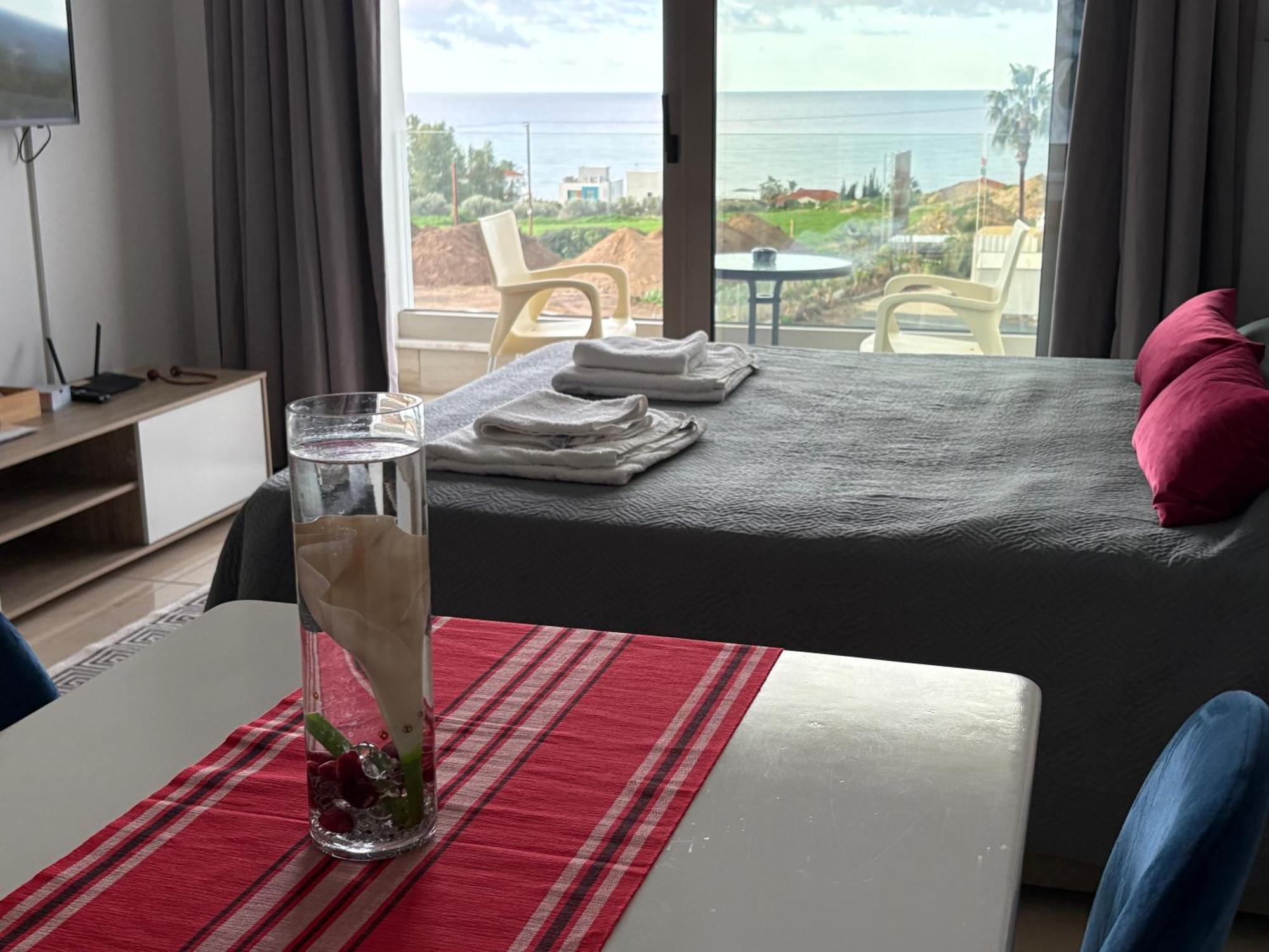 Harmony Seaview Apartments Paphos Extérieur photo