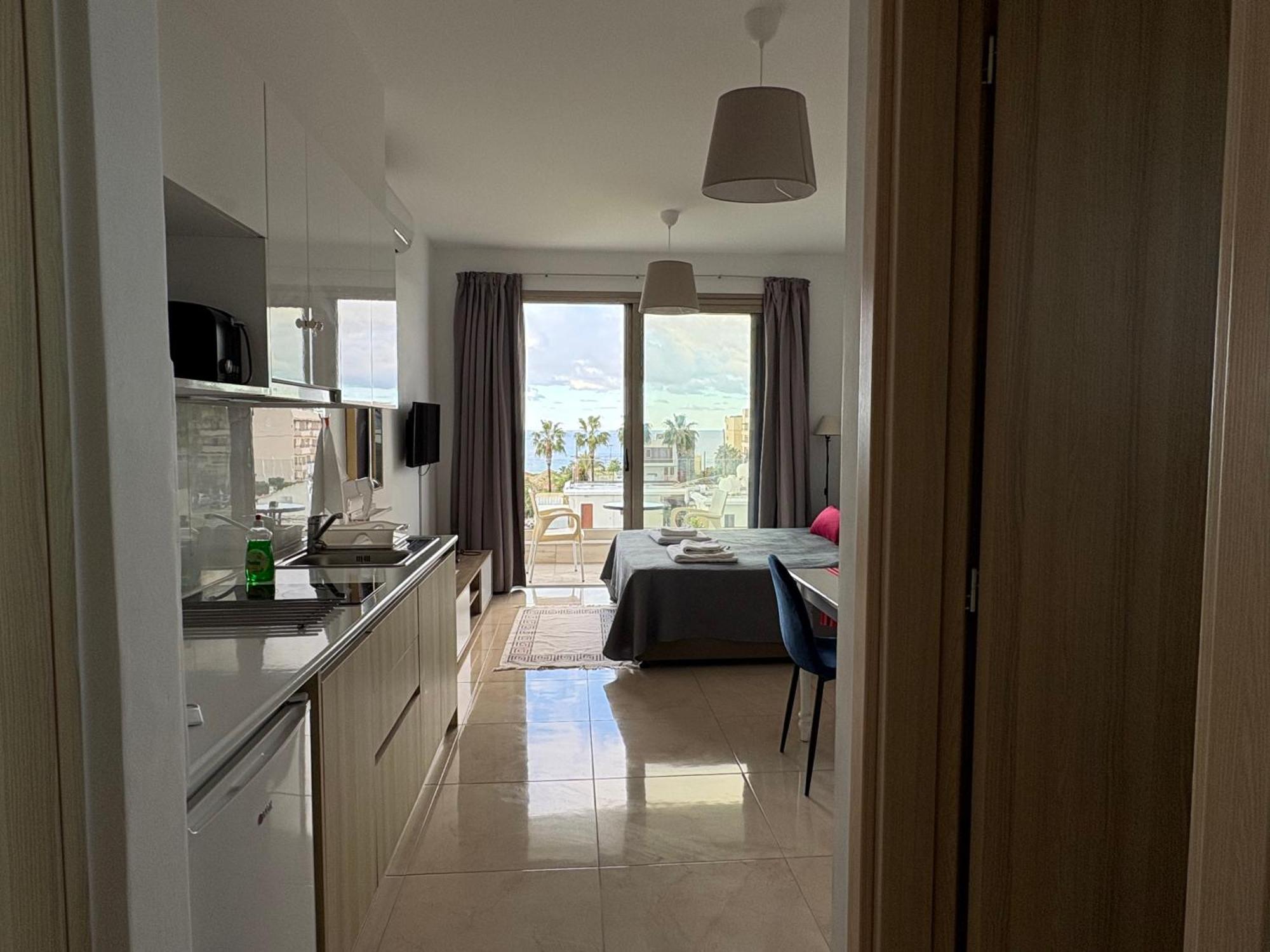 Harmony Seaview Apartments Paphos Extérieur photo
